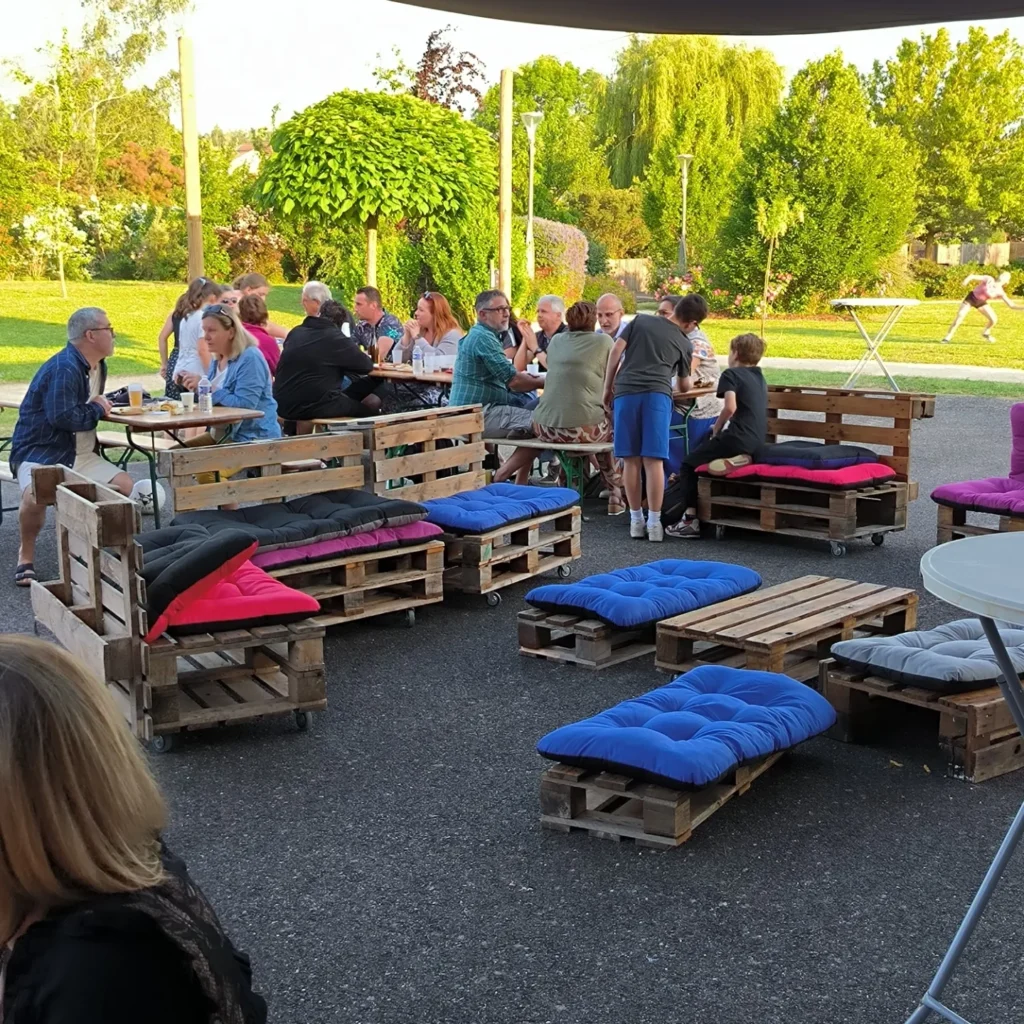 Bar éphémère de Varangéville : Salon de jardin